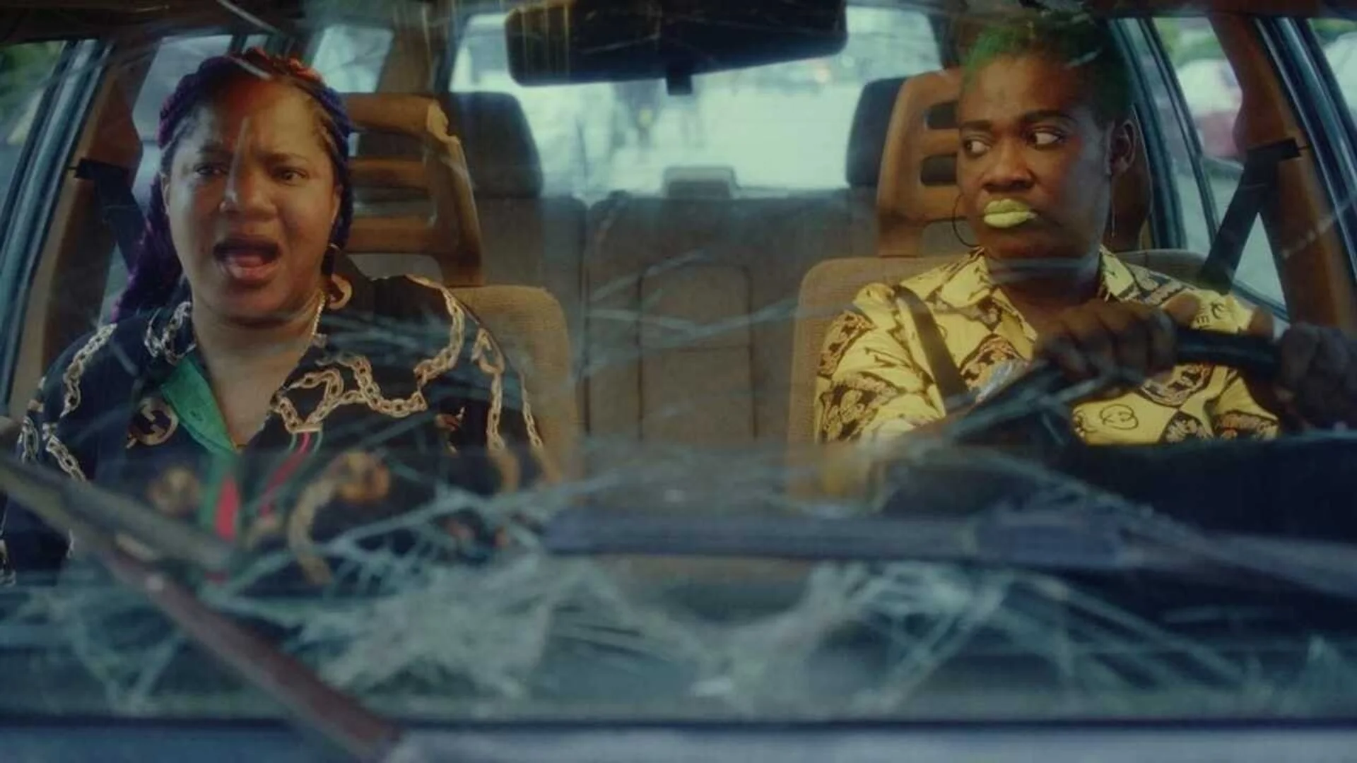 Backdrop de The Ghost and the Tout Too