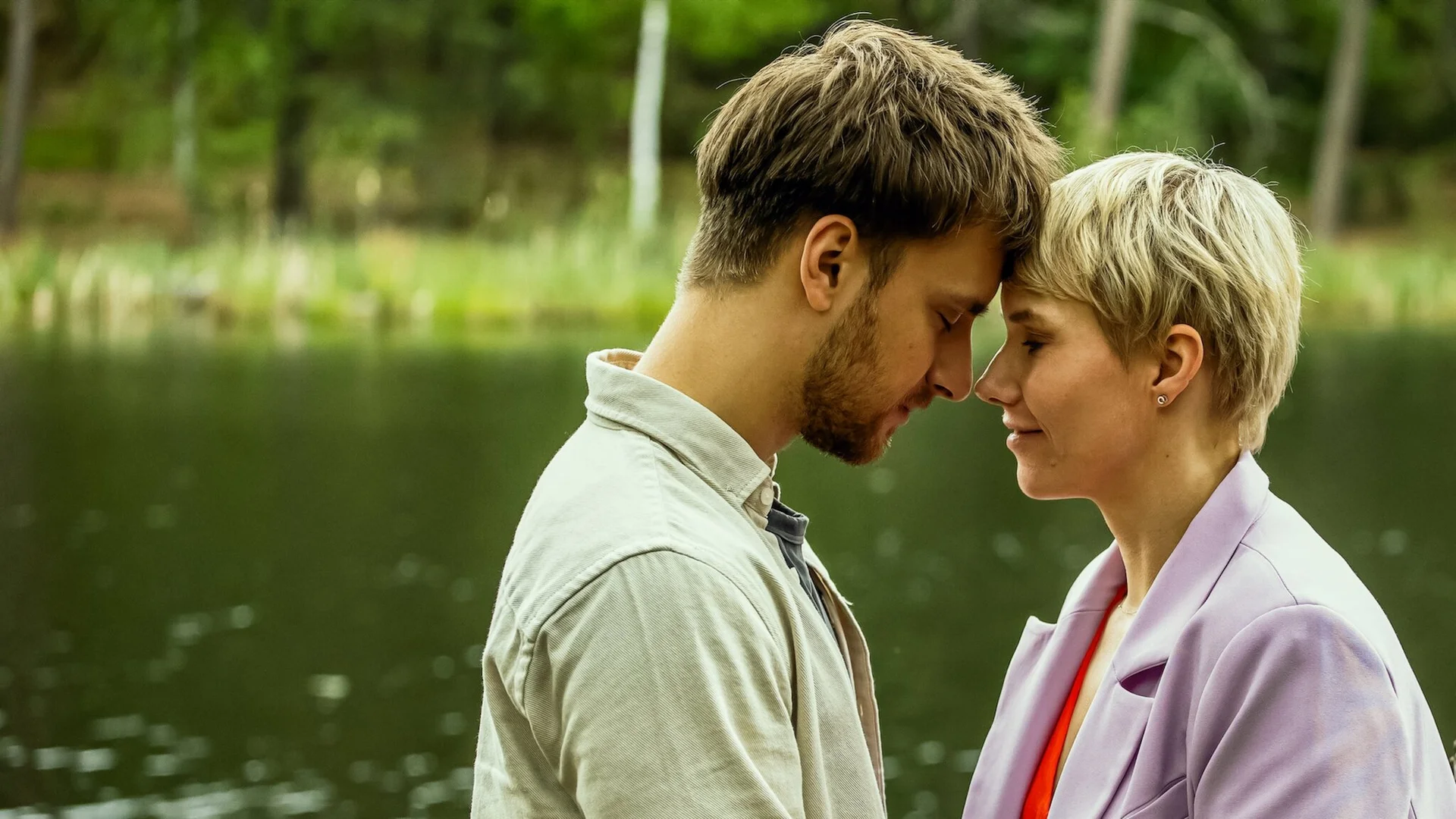 Backdrop de Esta noche duermes conmigo