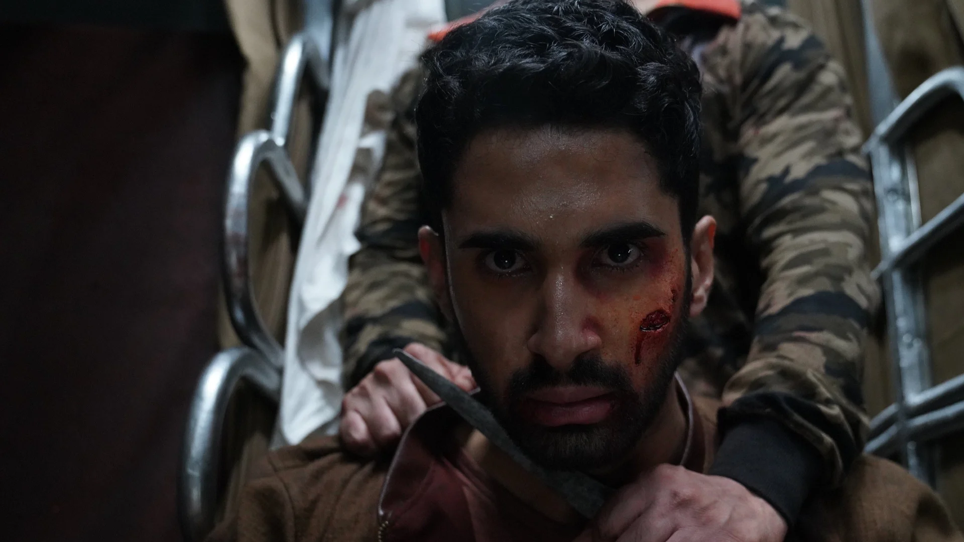 Backdrop de Kill: Masacre en el tren