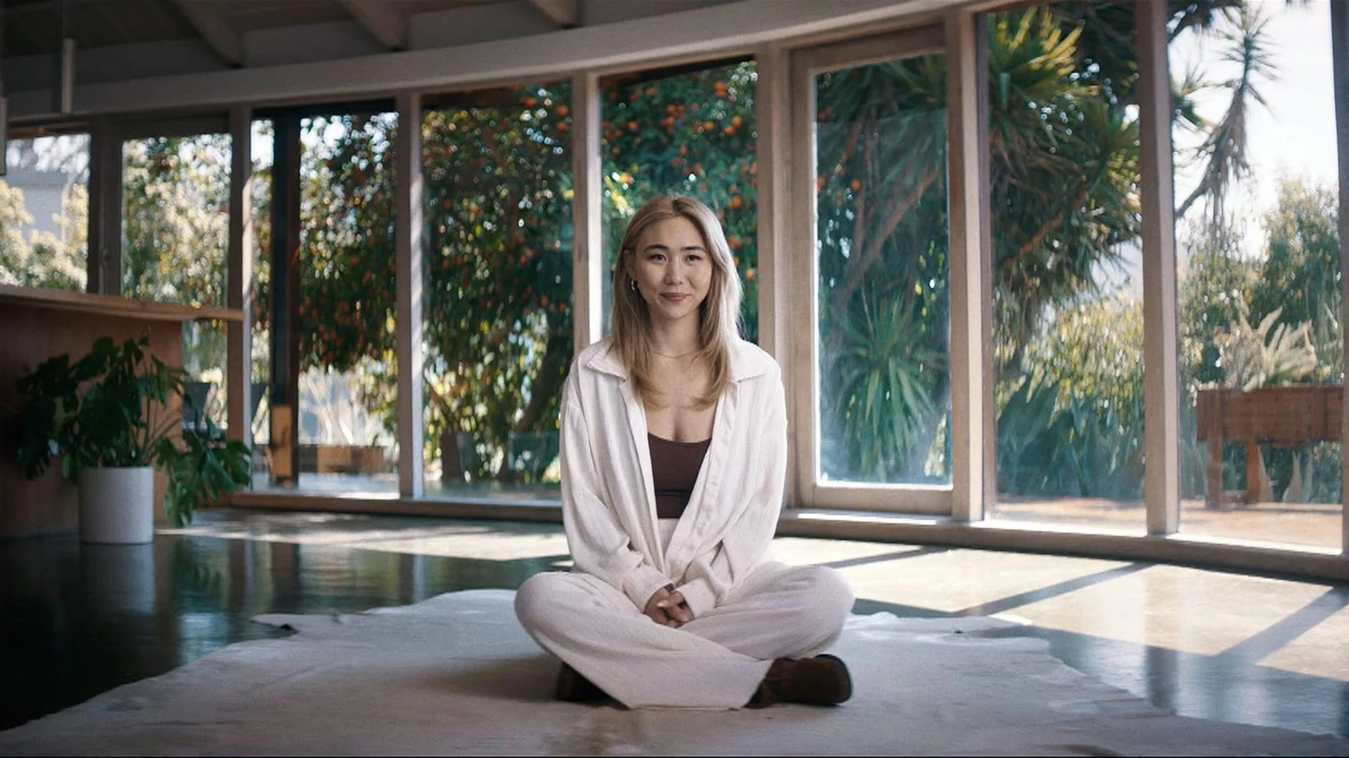 Backdrop de La Líder del Bling Ring: Los Robos de Hollywood Hills