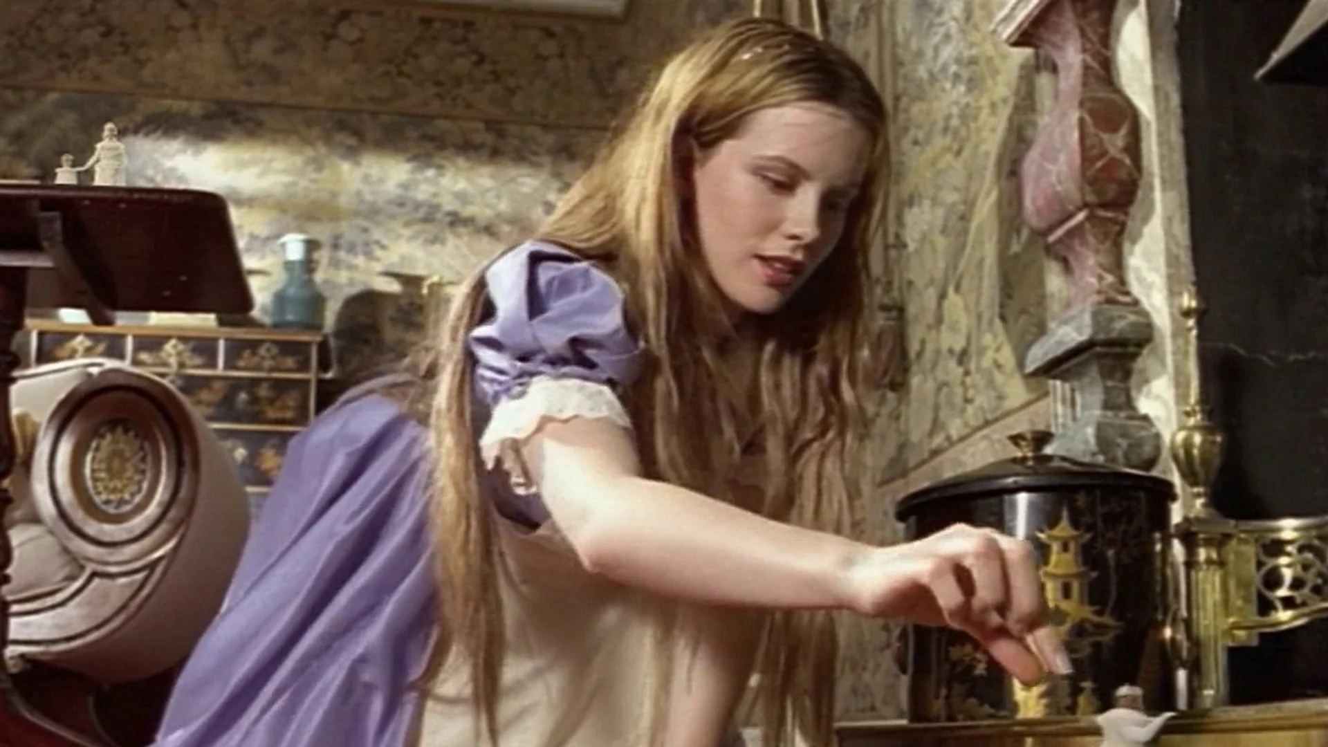 Backdrop de Alice Through the Looking Glass