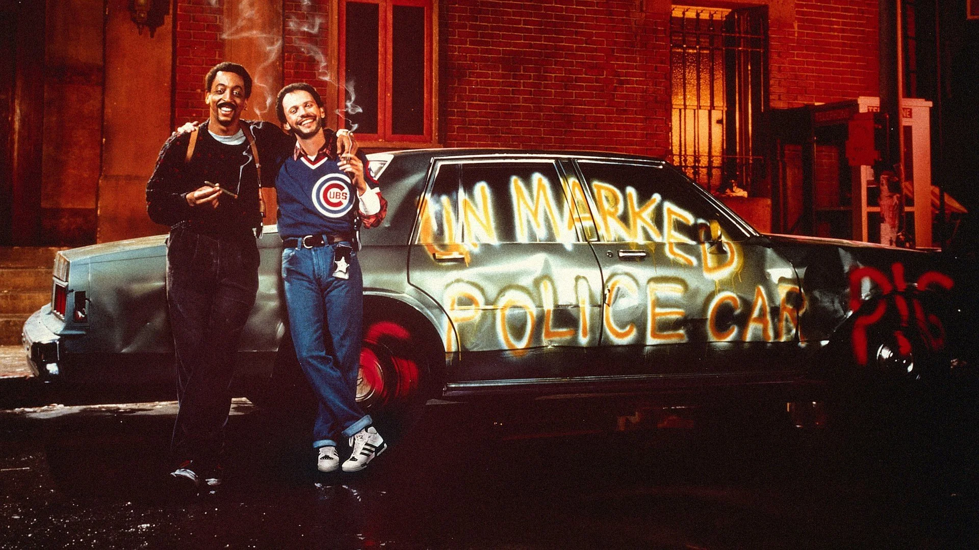 Backdrop de 2 policias en apuros