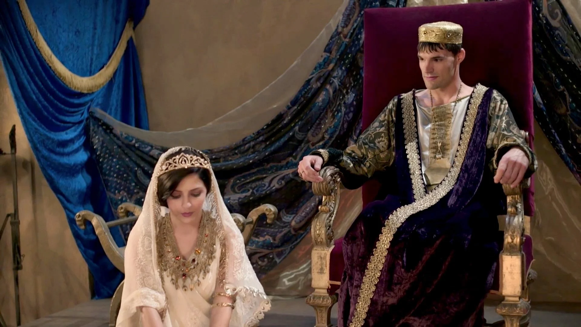 Backdrop de The Book of Esther