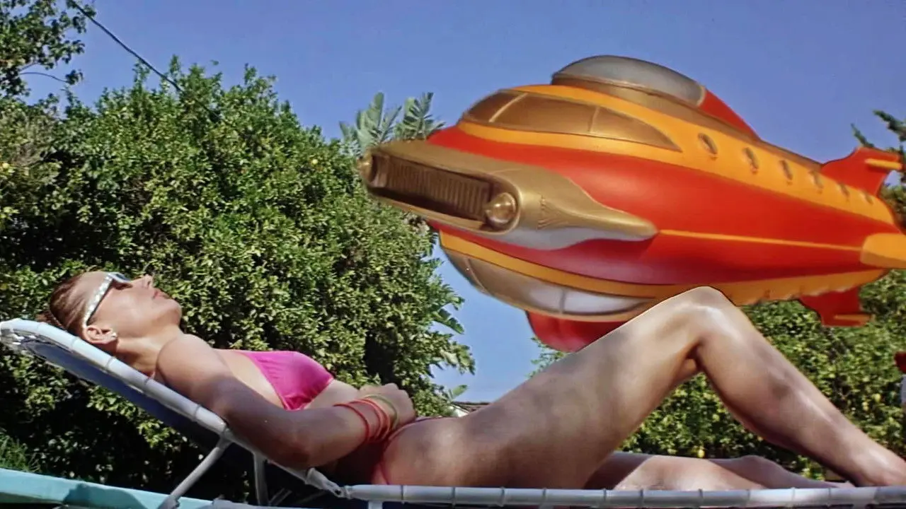 Las chicas de la Tierra son fáciles