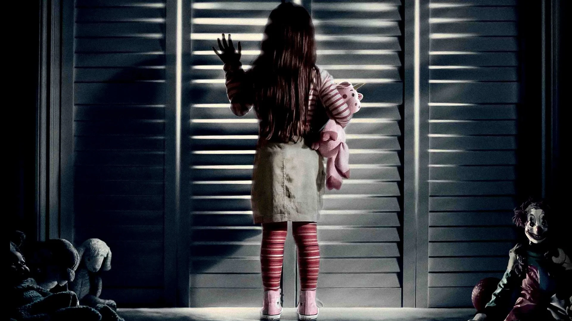 Backdrop de Poltergeist: Juegos diabólicos