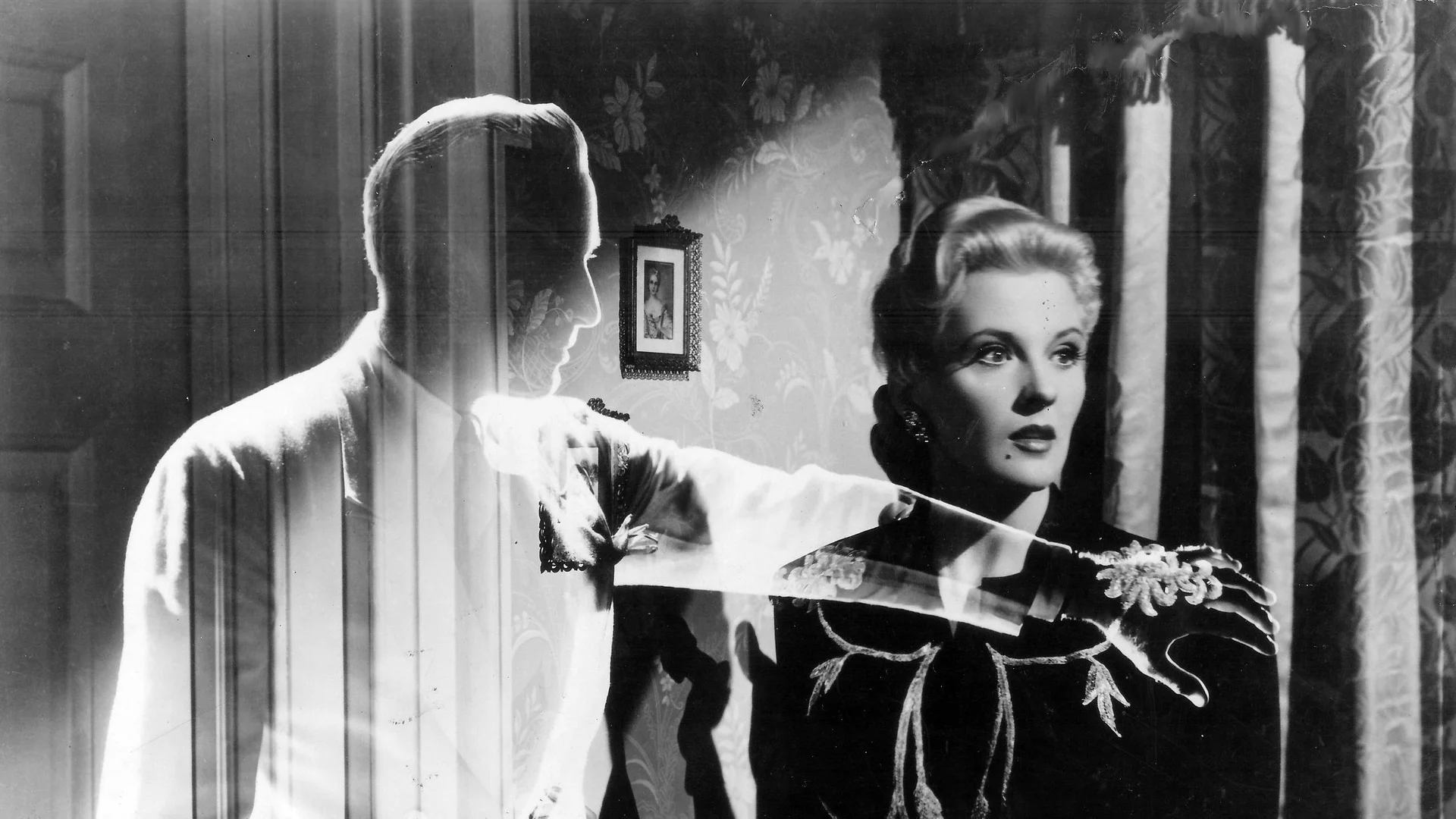 Backdrop de Invisible Agent