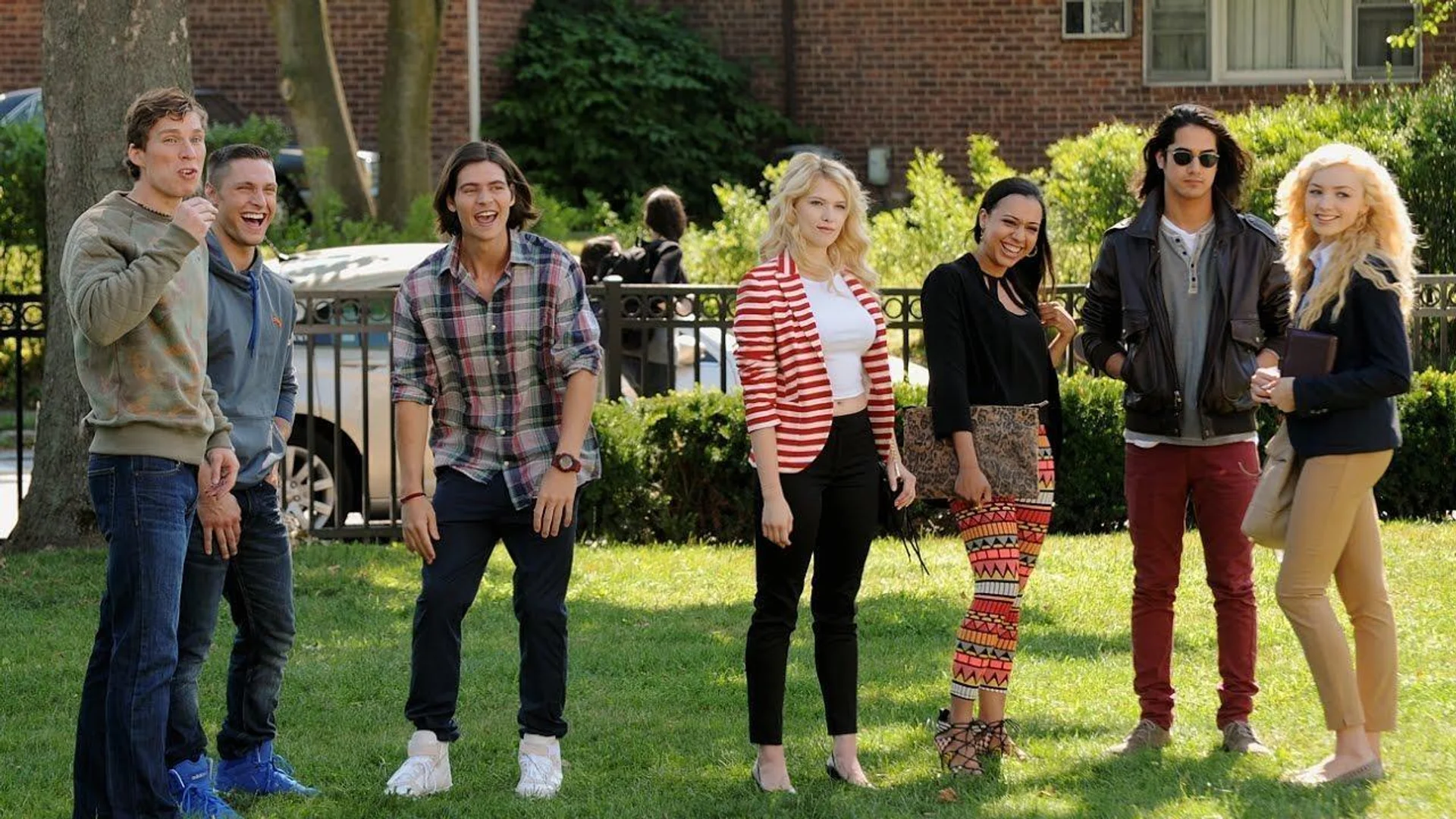 Backdrop de Rebelión de los excluídos