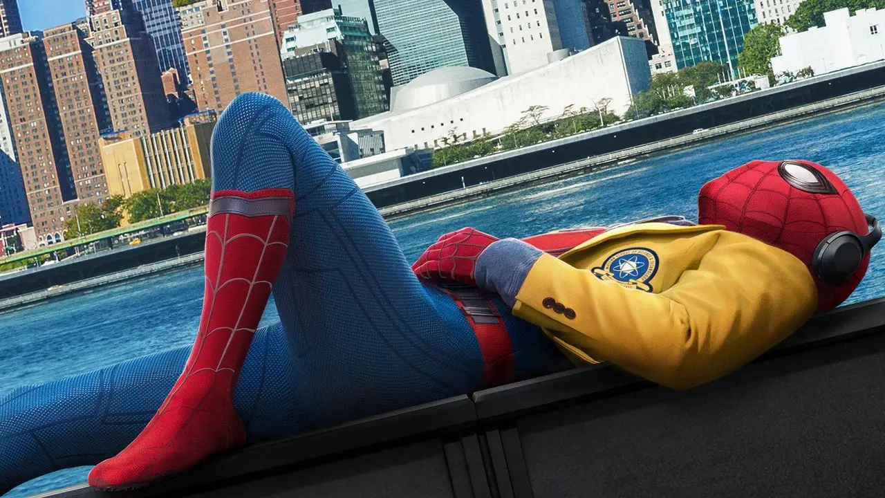 Spider-Man: De regreso a casa