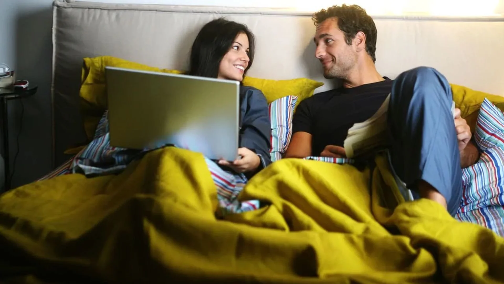 Backdrop de Scusa ma ti chiamo amore