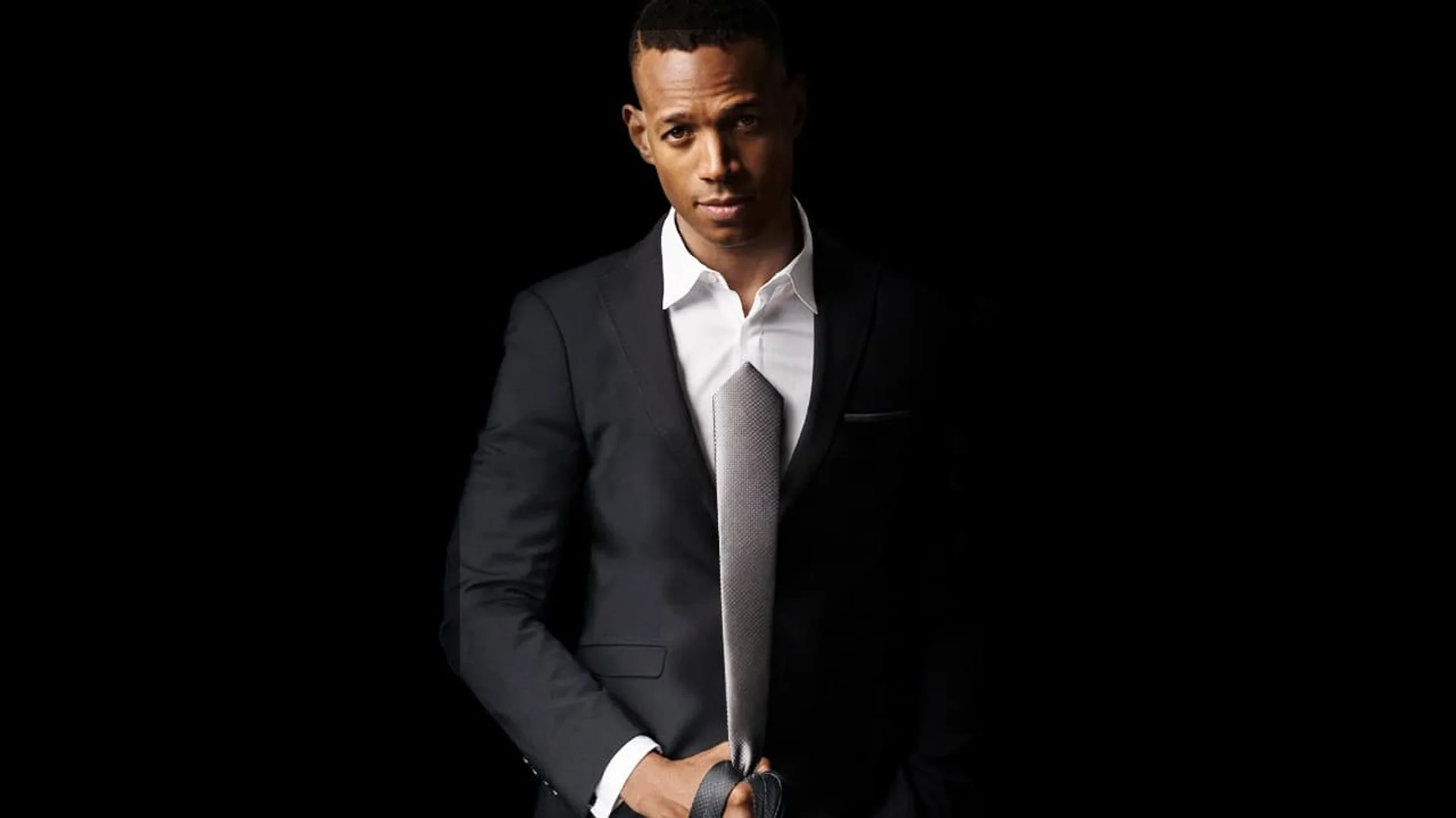 Backdrop de 50 Sombras muy Oscuras