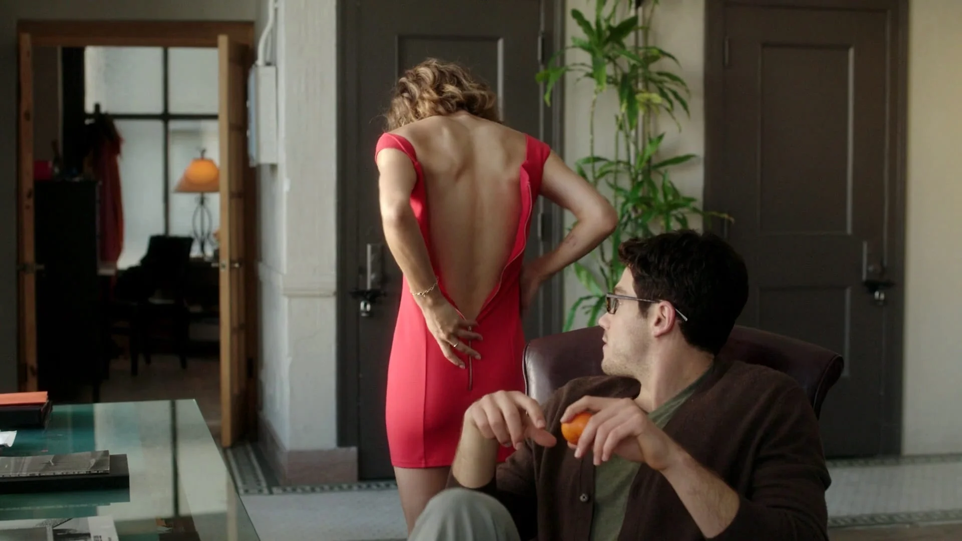 Backdrop de La Acompañante