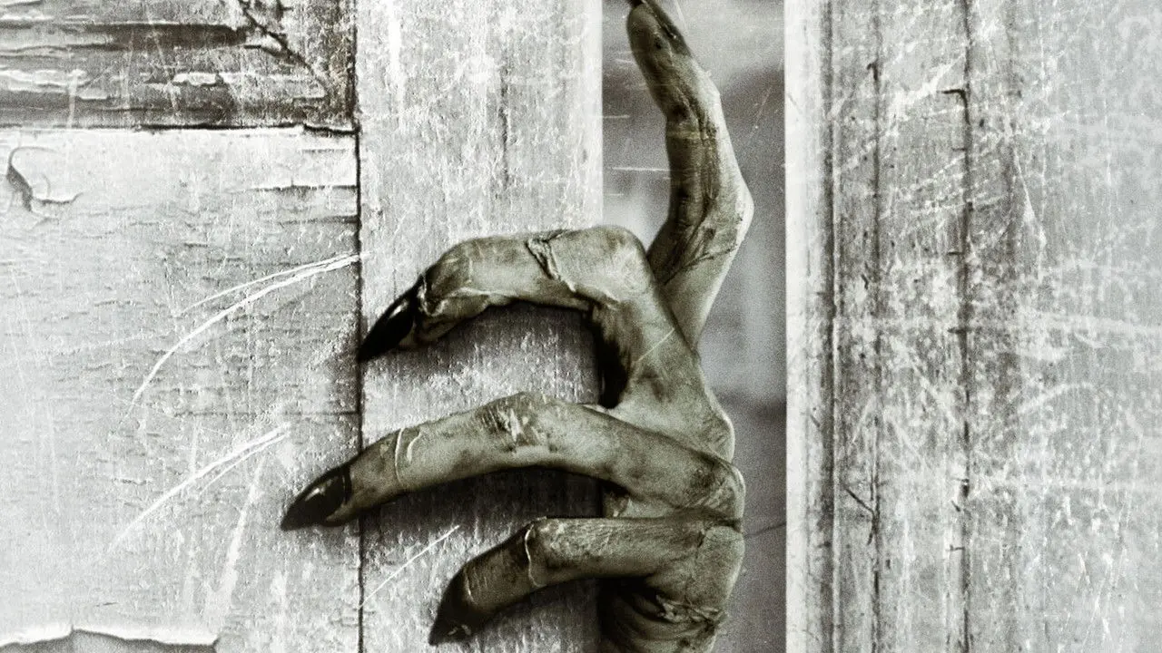 Del otro lado de la puerta