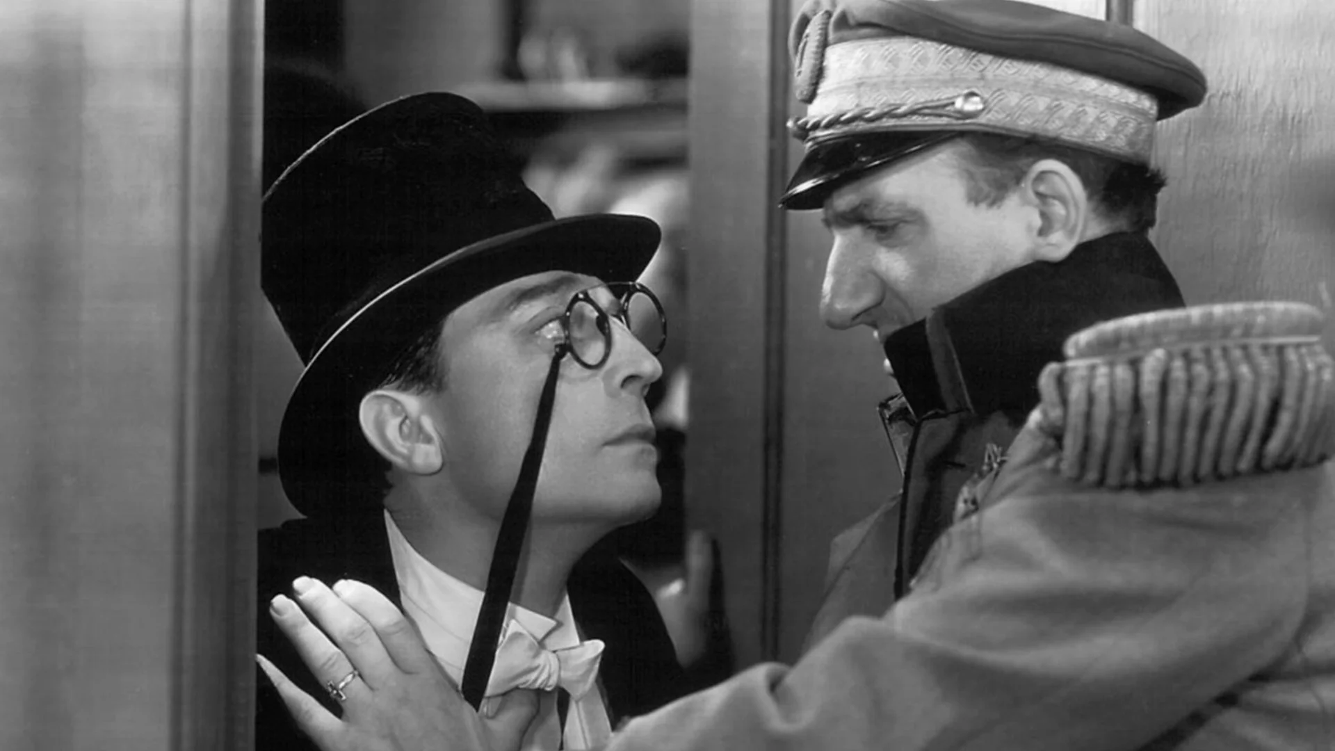 Backdrop de Speak Easily