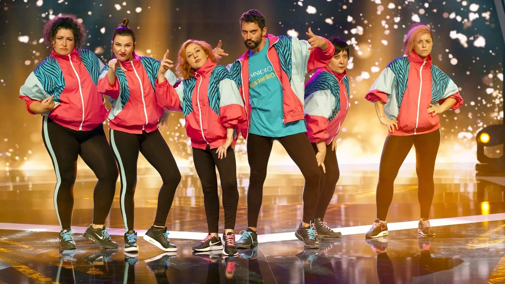 Backdrop de La tribu