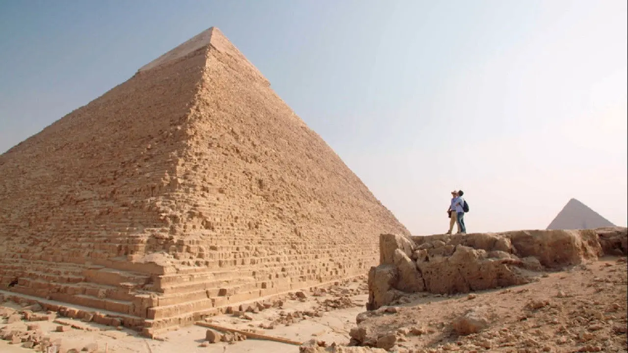 Khéops, mystérieuses découvertes