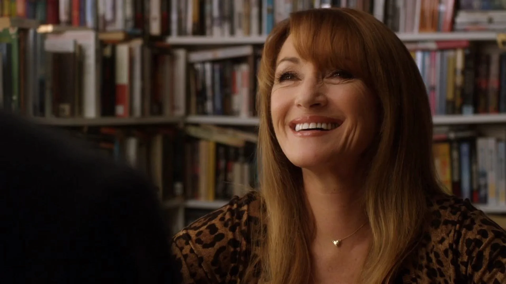 Backdrop de Mistrust