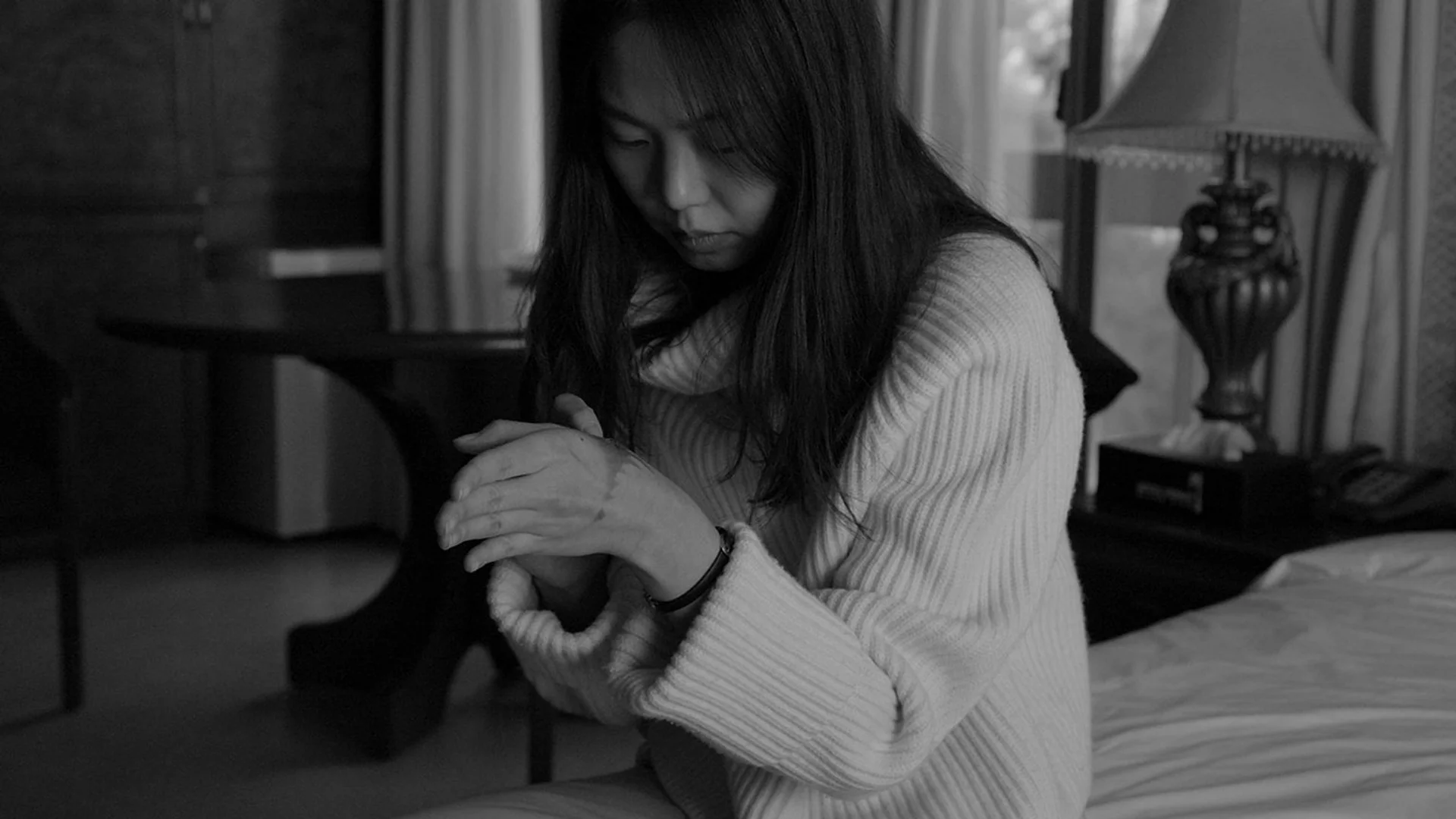 Backdrop de El hotel a orillas del río