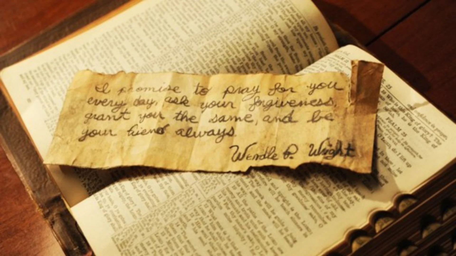 Backdrop de Un Pase De Gracia