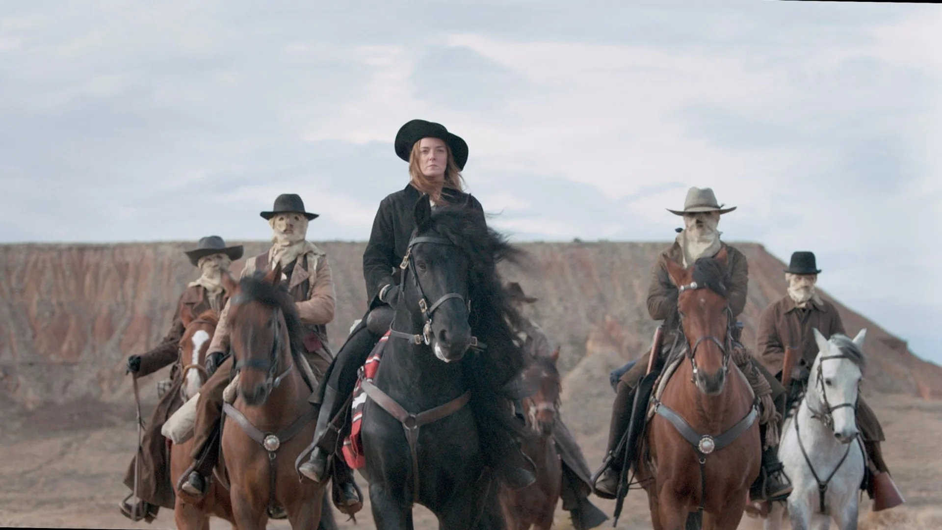 Backdrop de El Estado Salvaje