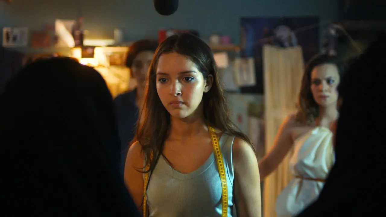 Papicha: Niña hermosa