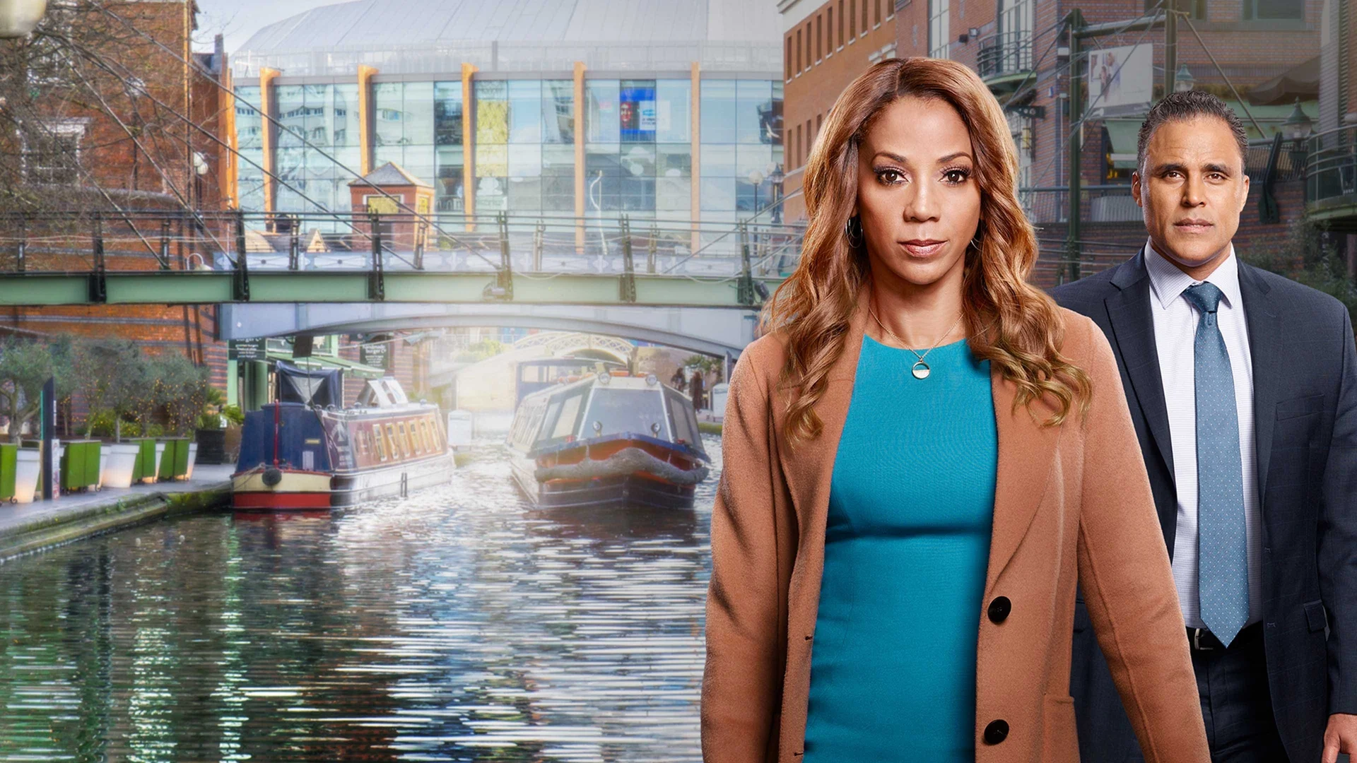 Backdrop de Misterio En El Set: Muerte A La Medida