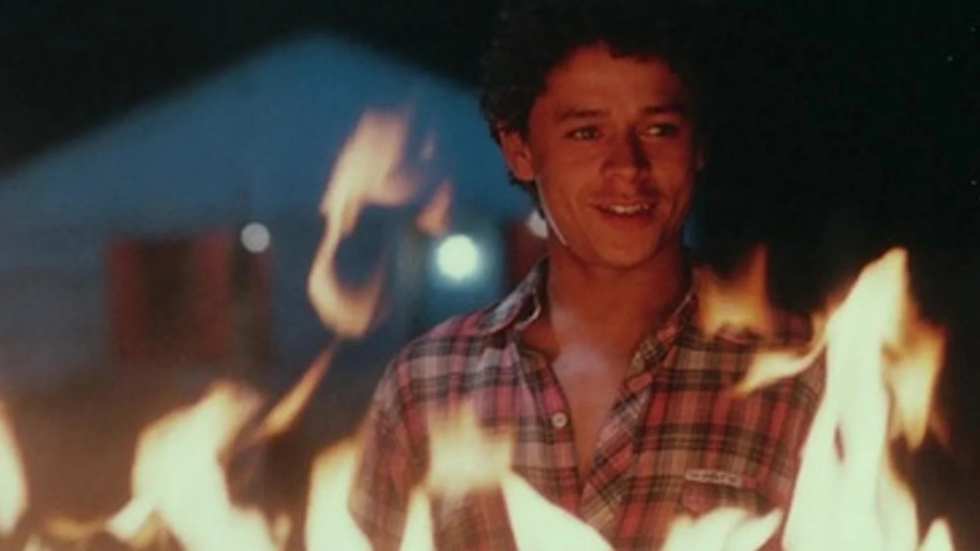 Backdrop de Historias Breves I: Ojos de fuego