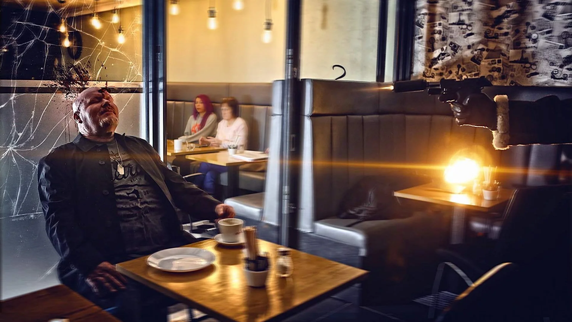 Backdrop de 24 Little Hours