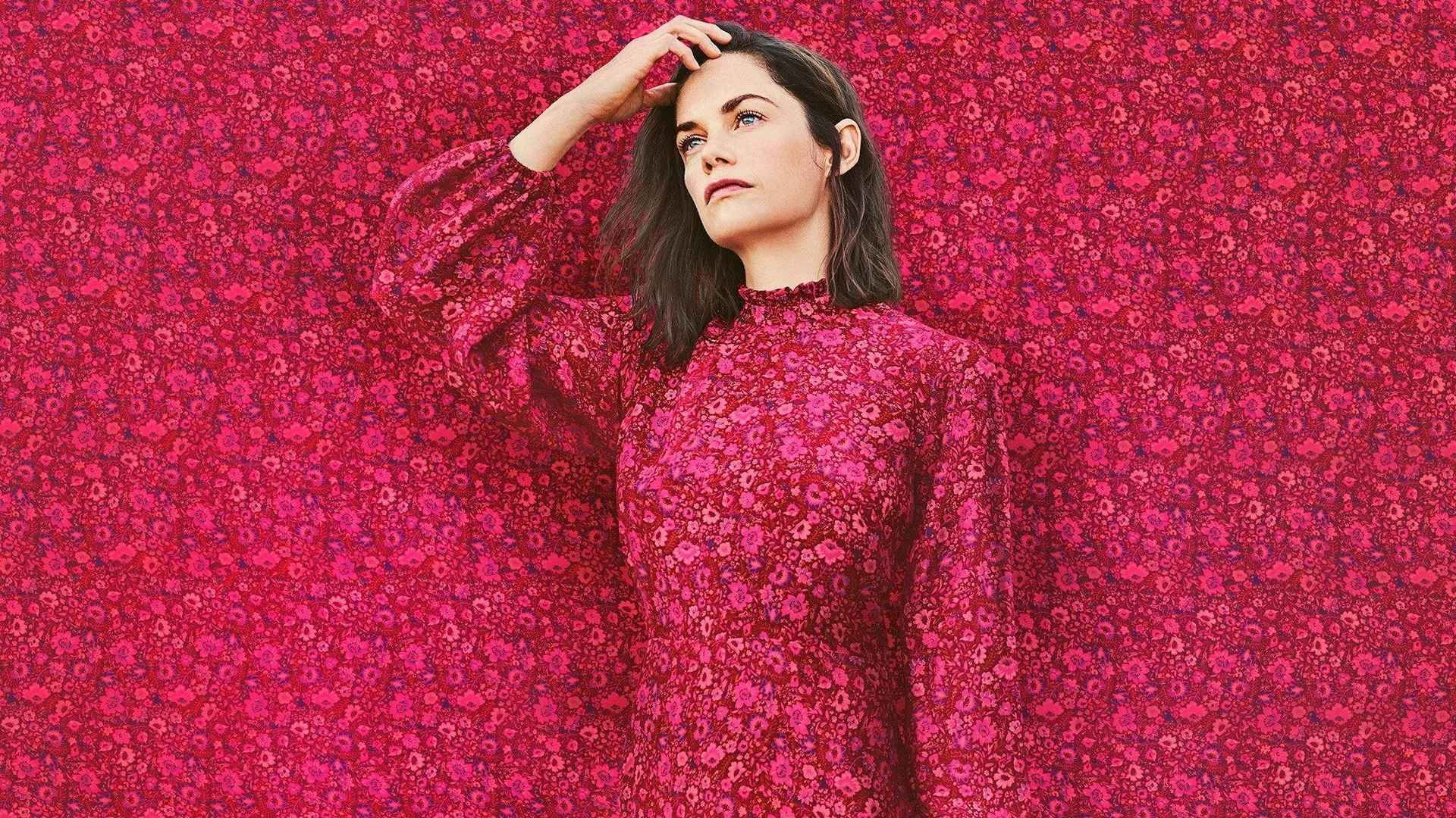 Backdrop de True Things