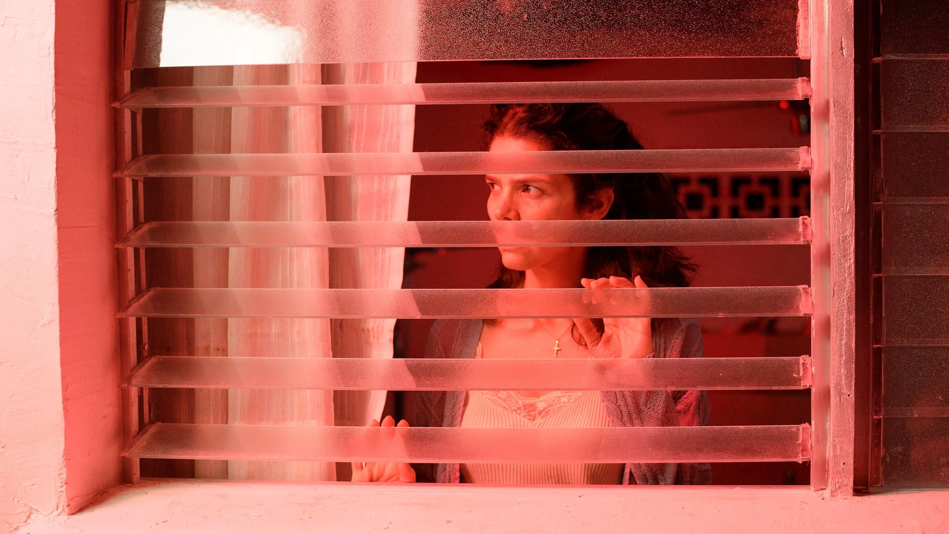 Backdrop de Llegaron de noche