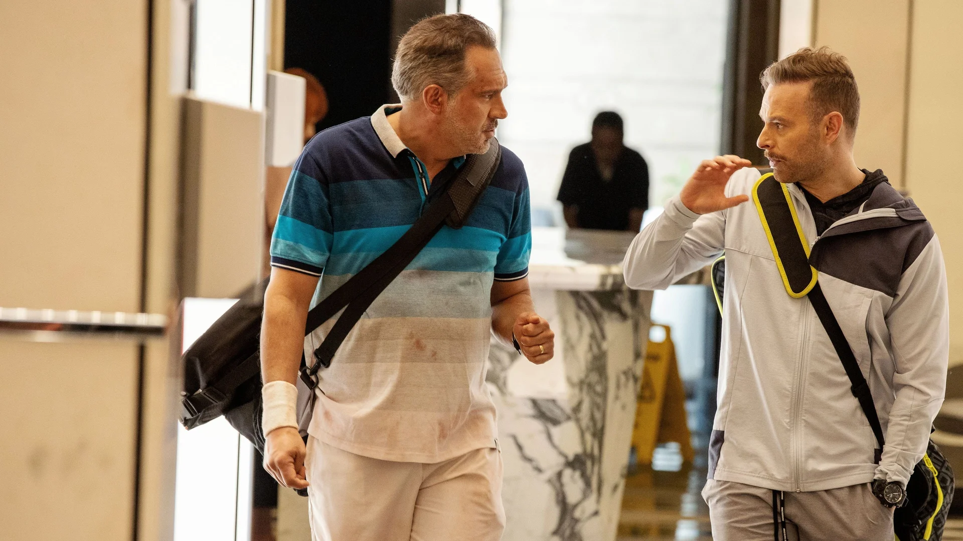 Backdrop de Dos más dos