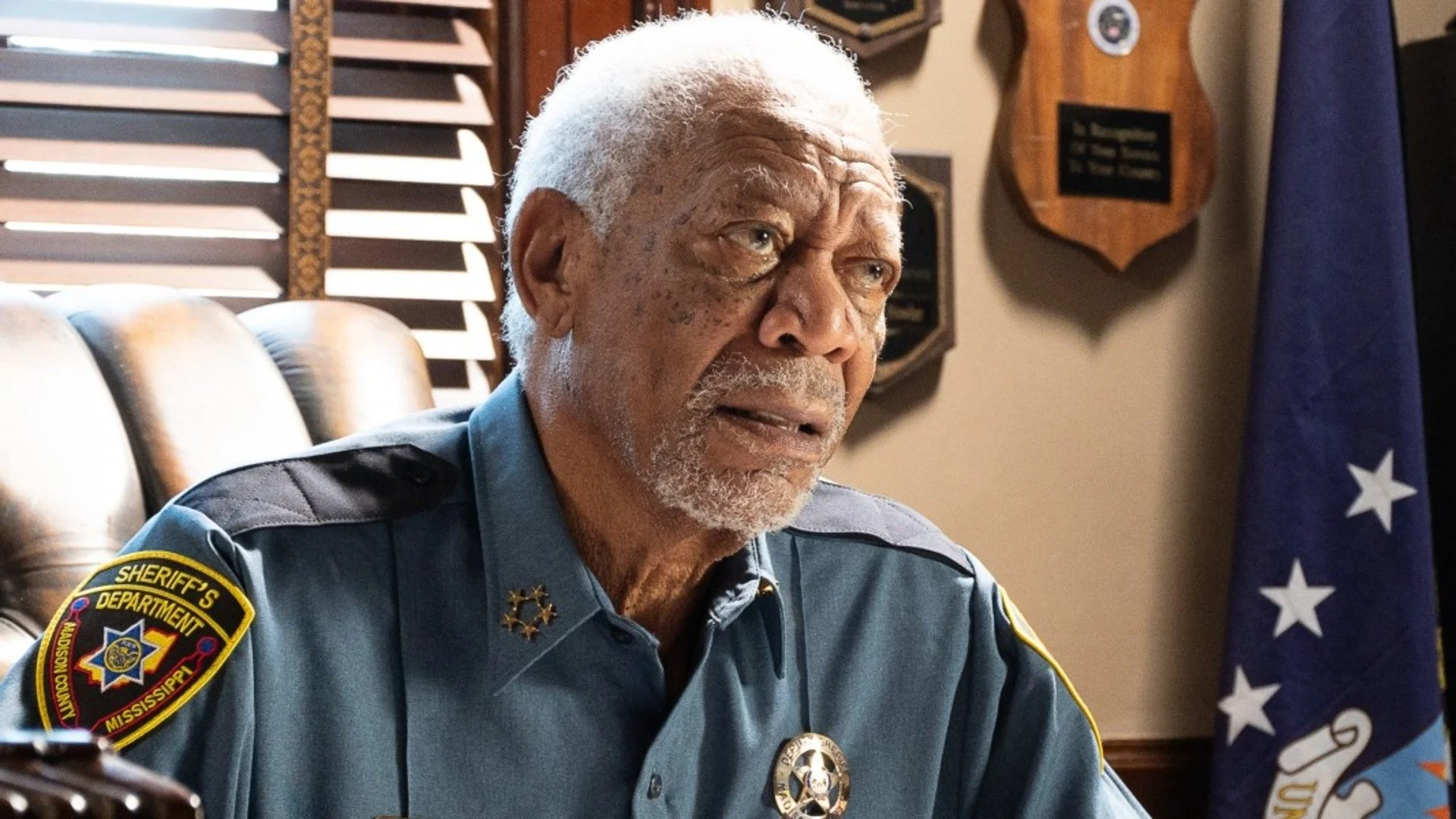 Backdrop de La sombra del crimen