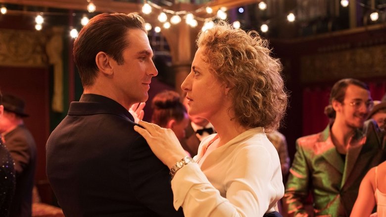 Backdrop de El Hombre Perfecto