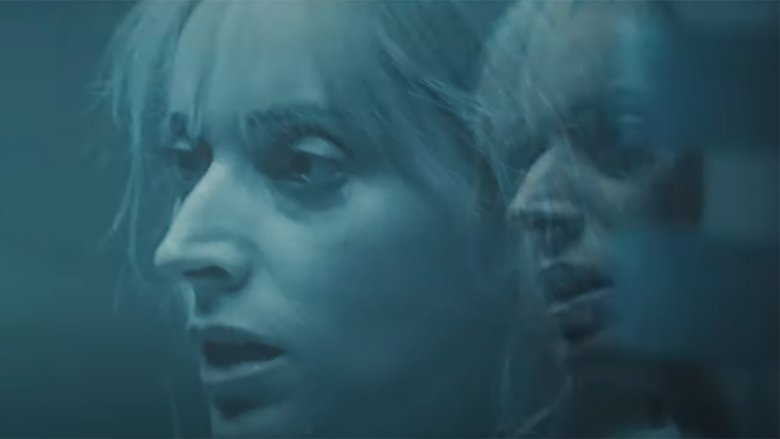 Backdrop de Entre Mentiras y Secretos