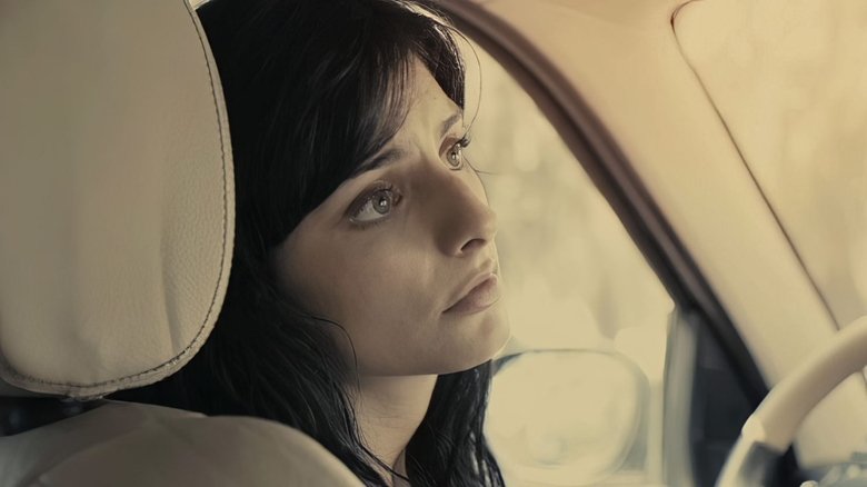 Backdrop de Sobre Ella